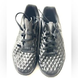 Nike - Tiempo Legend 8‎ Club TF JR - AT5883010